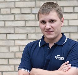 Роман Акользин